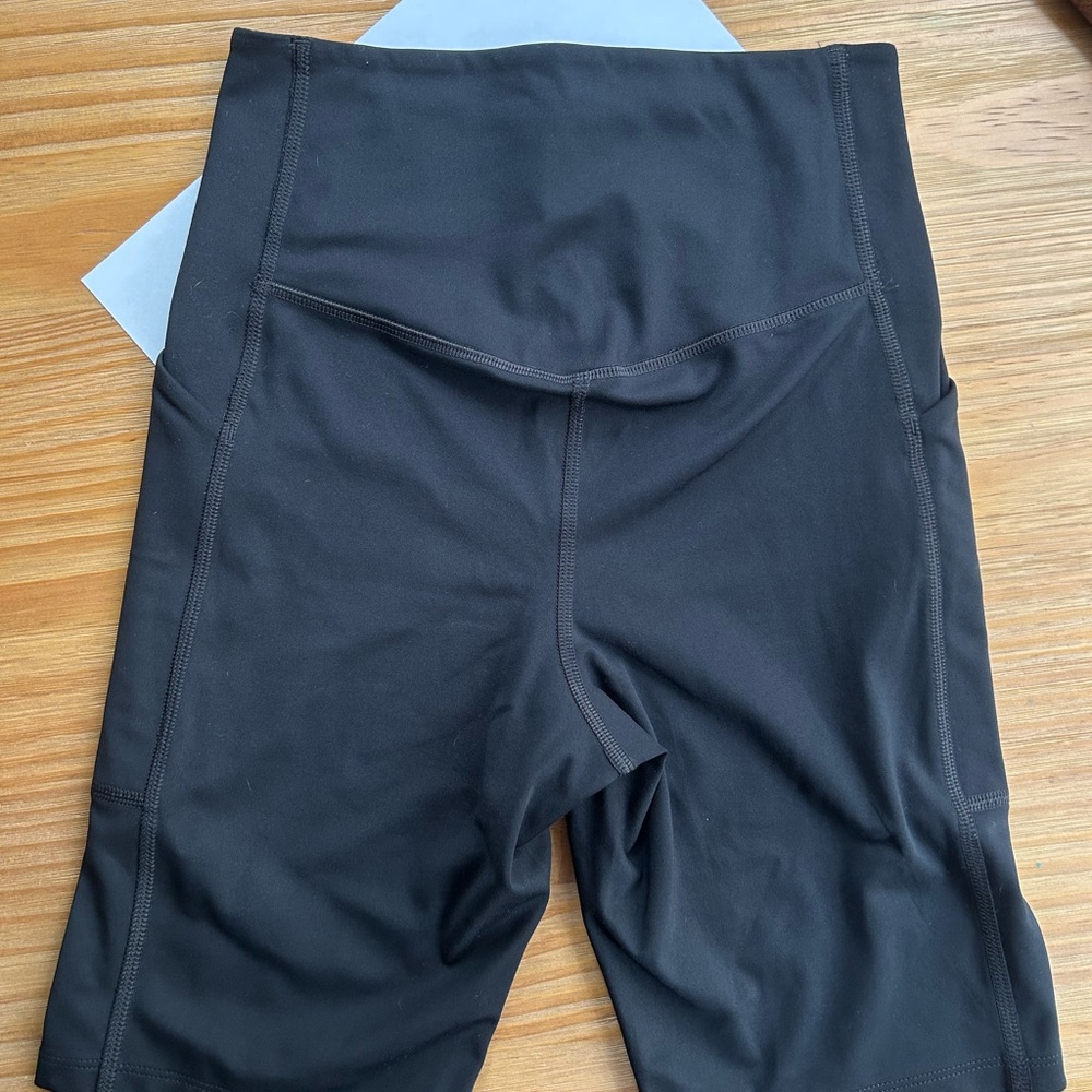 girlfriend collective Black Compressive Bike Shorts - S - Picture 3 of 3